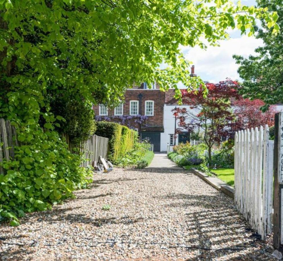 Clarendon Cottage Енфілд Екстер'єр фото